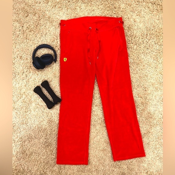 Puma Ferrari Velour Women's Track Pants - Picture 1 of 4